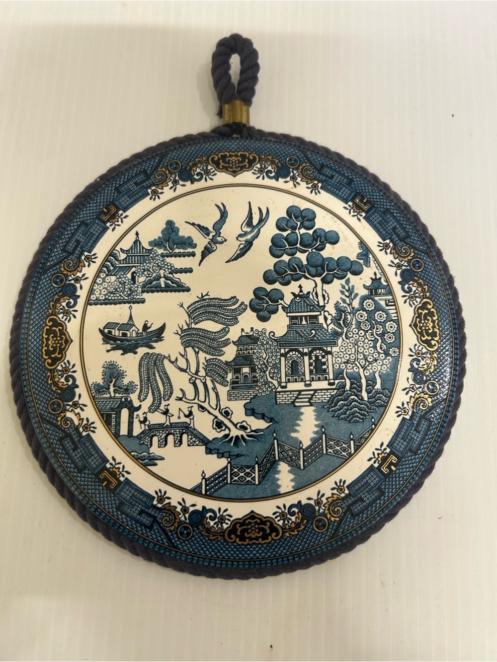 Vintage Blue Willow Pattern Cork Backed Usable Wall Trivet